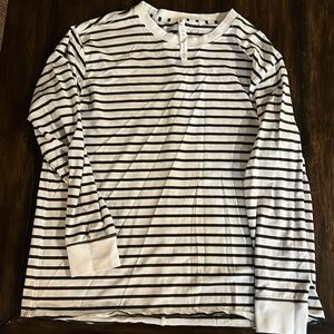 Lululemon Long-sleeve T-shirt